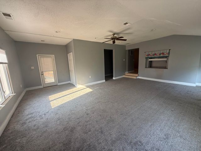 205 Reed Hill, Berea, KY 40403