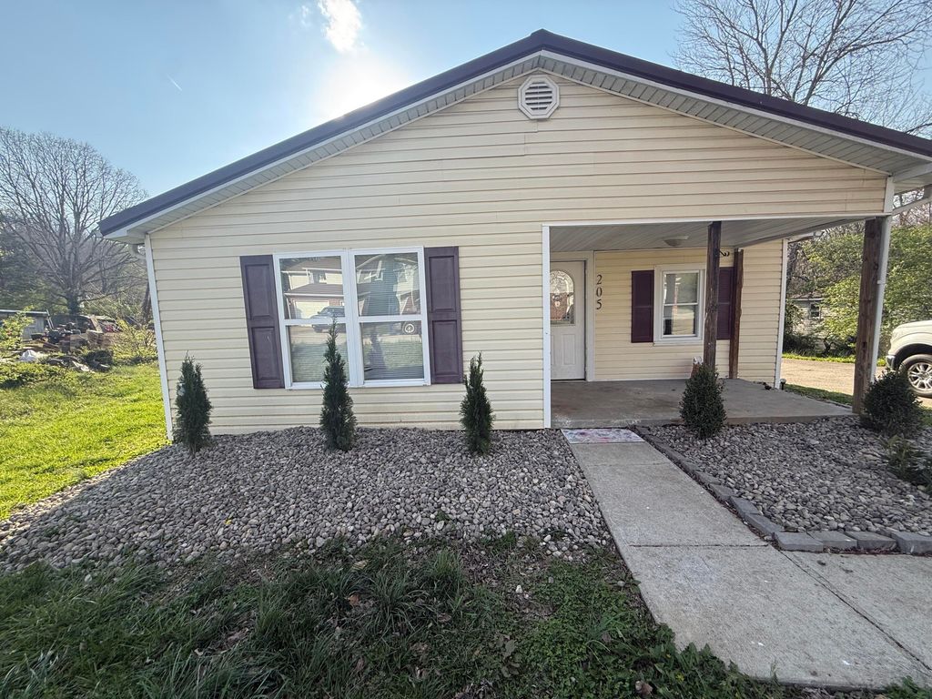 205 Reed Hill, Berea, KY 40403