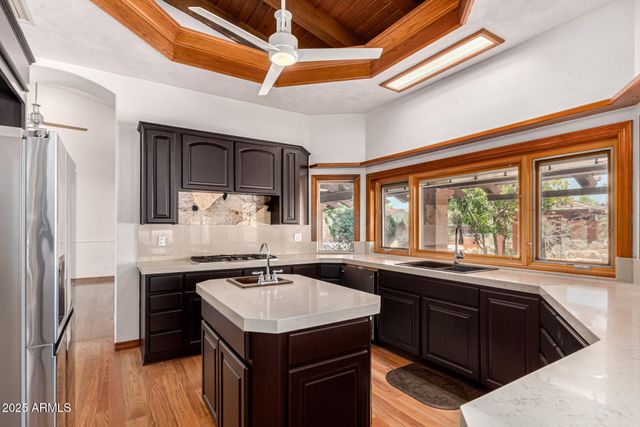 8606 S DORSEY Lane, Tempe, AZ 85284