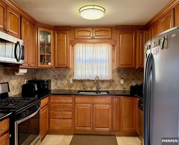 101 Phelps Avenue, Englewood, NJ 07631