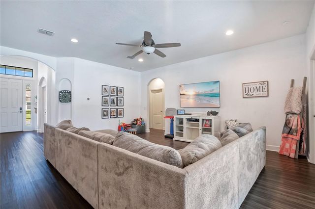 525 GANDHI DRIVE, Lakeland, FL 33813