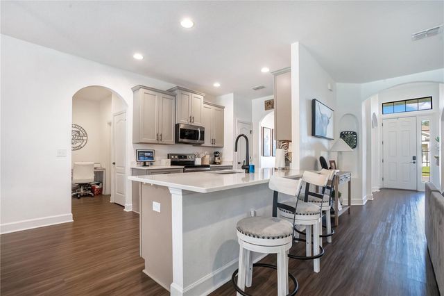 525 GANDHI DRIVE, Lakeland, FL 33813