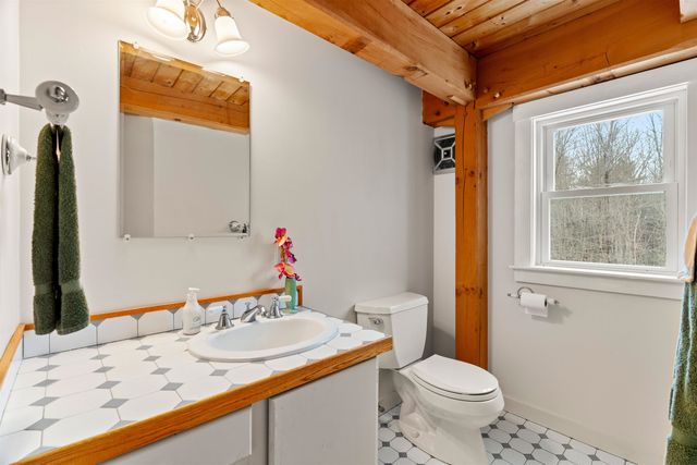 61 Russell Hill Road, Brookline, NH 03033