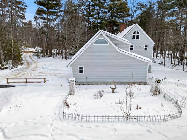 61 Russell Hill Road, Brookline, NH 03033