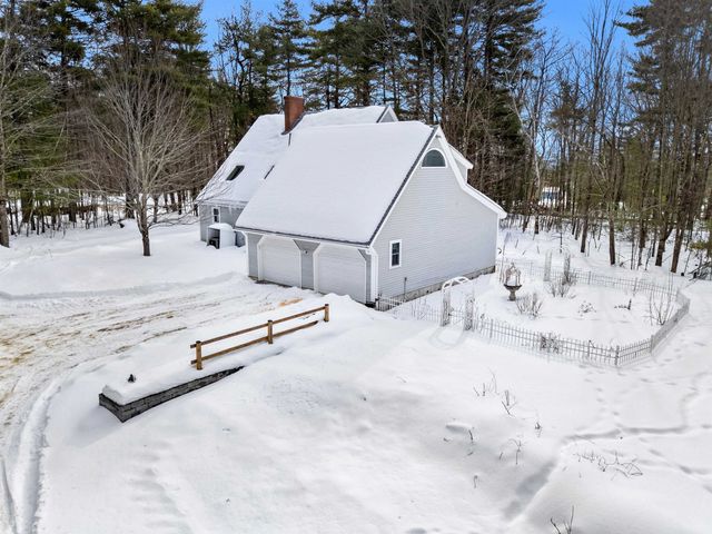 61 Russell Hill Road, Brookline, NH 03033