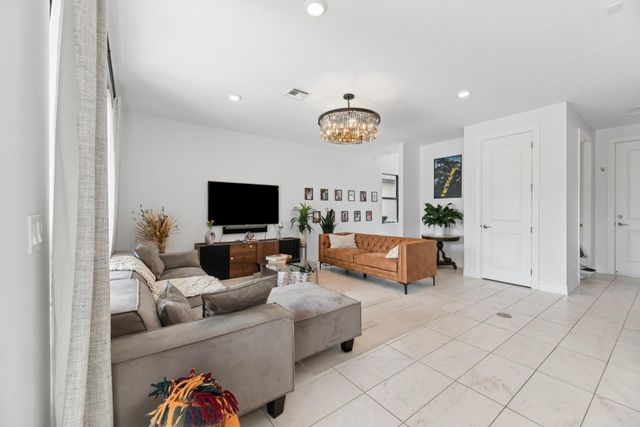 4482 Silverwood Lane, Fort Lauderdale, FL 33309