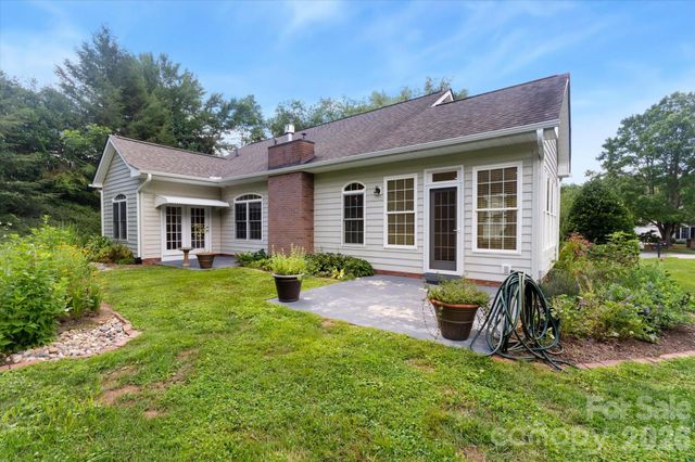 36 Sheffield Place, Brevard, NC 28712
