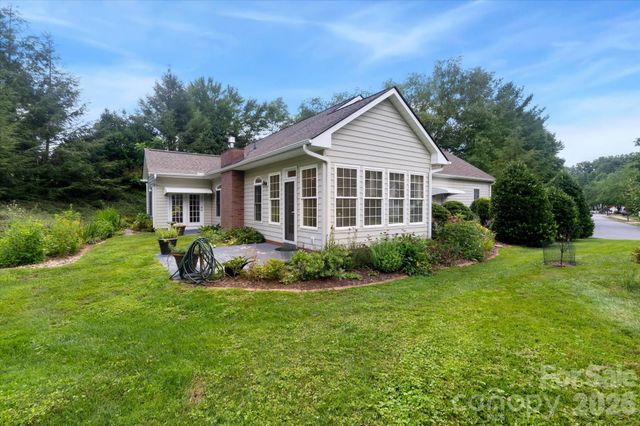 36 Sheffield Place, Brevard, NC 28712