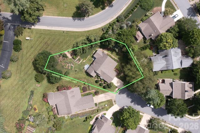 36 Sheffield Place, Brevard, NC 28712