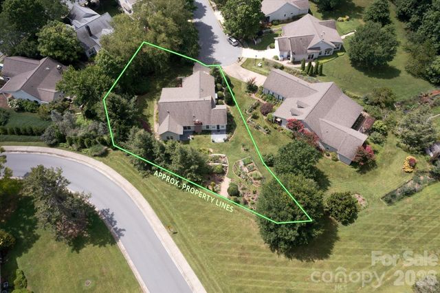 36 Sheffield Place, Brevard, NC 28712