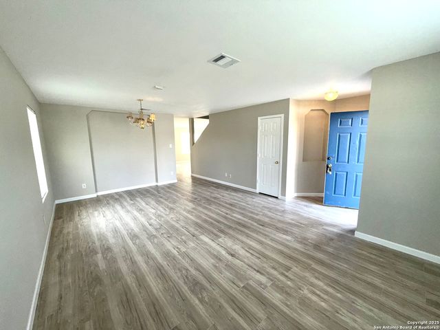 12126 CARRIAGE TREE, San Antonio, TX 78249