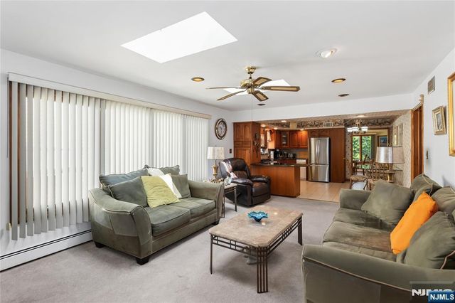 2 Martha Avenue, Elmwood Park, NJ 07407