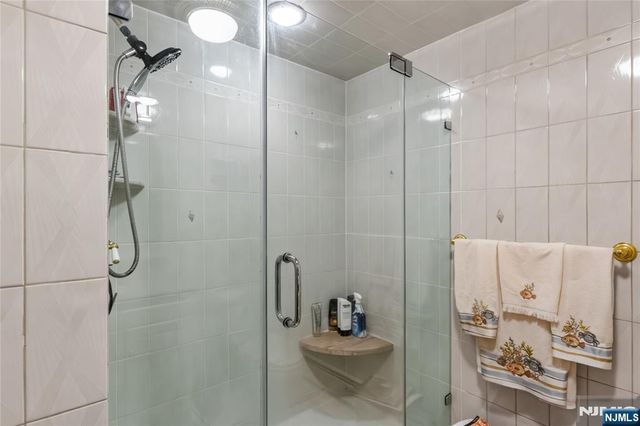 2 Martha Avenue, Elmwood Park, NJ 07407