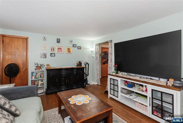 2 Martha Avenue, Elmwood Park, NJ 07407