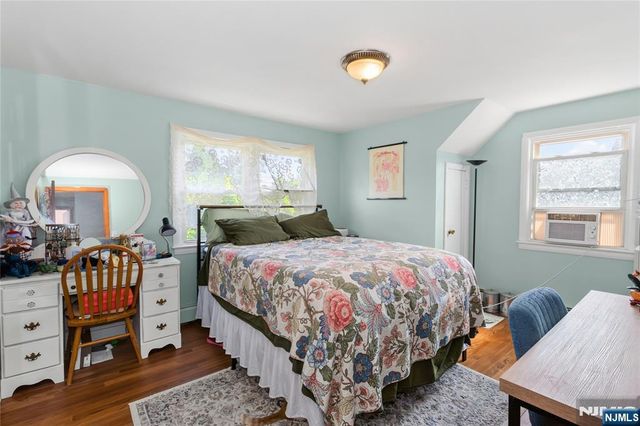 2 Martha Avenue, Elmwood Park, NJ 07407