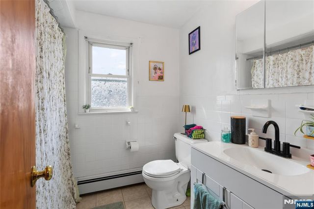 2 Martha Avenue, Elmwood Park, NJ 07407