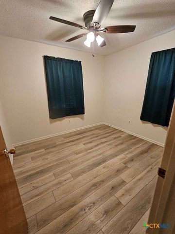 312 Baize Drive, Gatesville, TX 76528