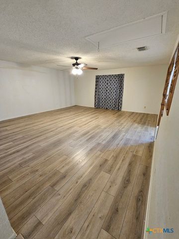 312 Baize Drive, Gatesville, TX 76528