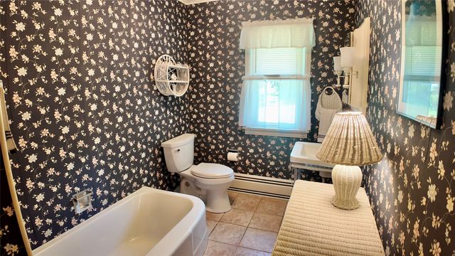 856 W 50TH Street, Erie, PA 16509