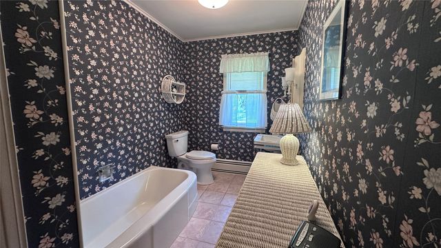 856 W 50TH Street, Erie, PA 16509