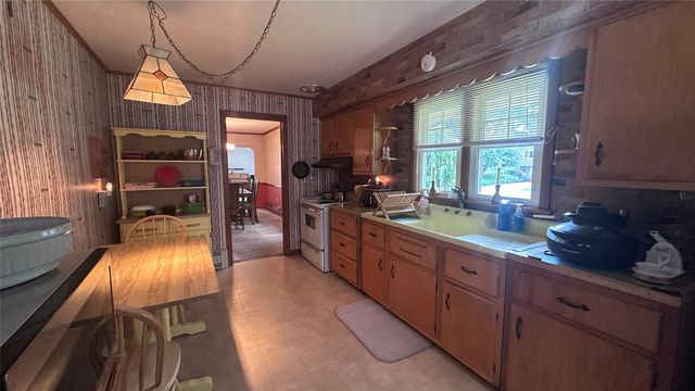 856 W 50TH Street, Erie, PA 16509