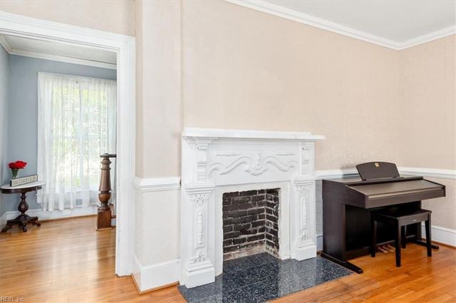 355 Grace ST, Smithfield, VA 23430