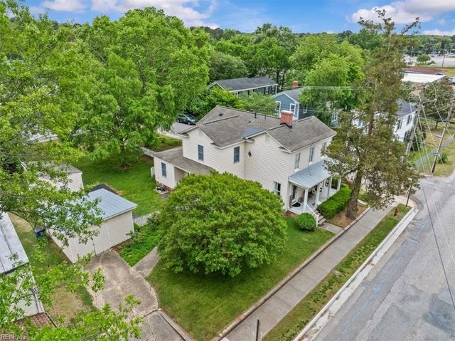355 Grace ST, Smithfield, VA 23430