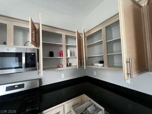 9901 Trailwood Drive 1069, Las Vegas, NV 89134