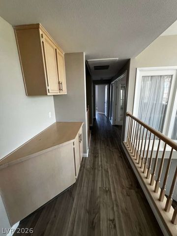 9901 Trailwood Drive 1069, Las Vegas, NV 89134
