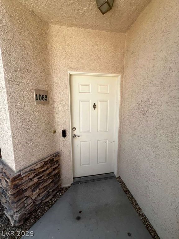 9901 Trailwood Drive 1069, Las Vegas, NV 89134