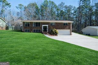 670 Teague Drive NW, Kennesaw, GA 30152