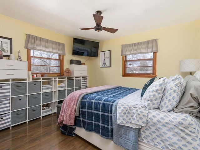 4604 Pleasant Street SE, Prior Lake, MN 55372