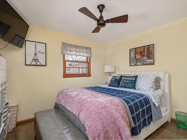 4604 Pleasant Street SE, Prior Lake, MN 55372