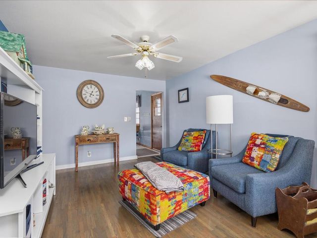 4604 Pleasant Street SE, Prior Lake, MN 55372