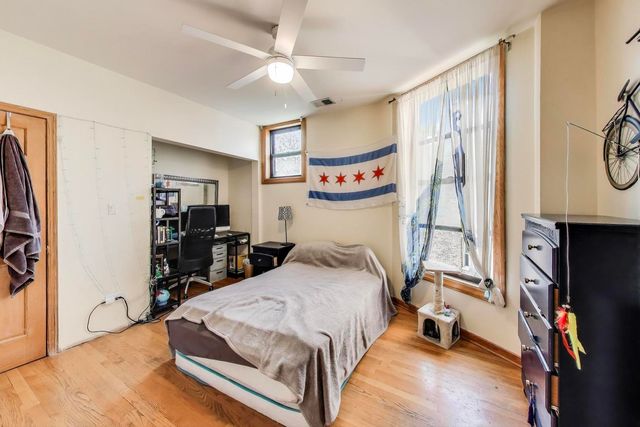 4553 S Ellis Avenue, Chicago, IL 60653
