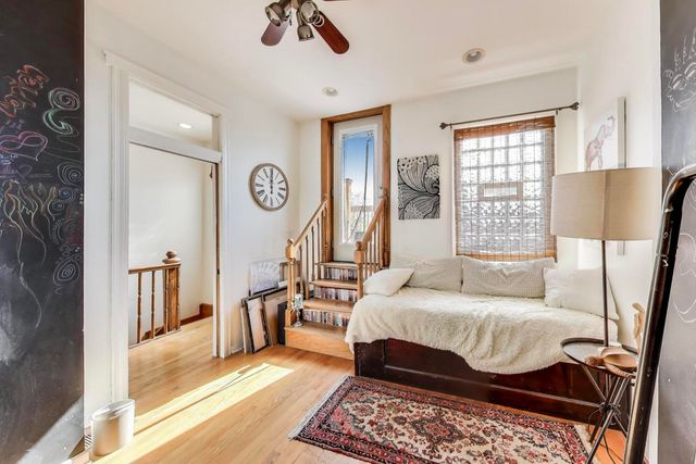 4553 S Ellis Avenue, Chicago, IL 60653
