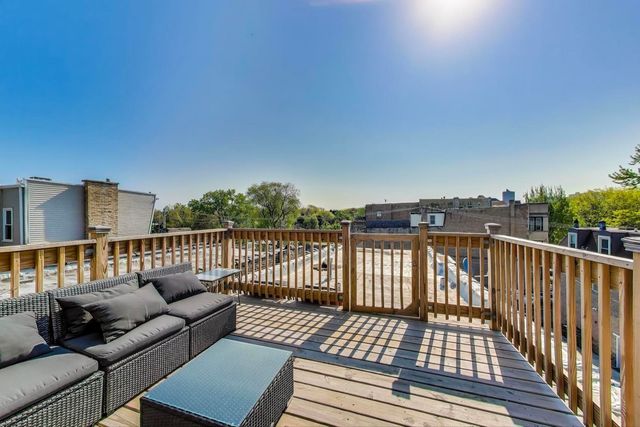 4553 S Ellis Avenue, Chicago, IL 60653