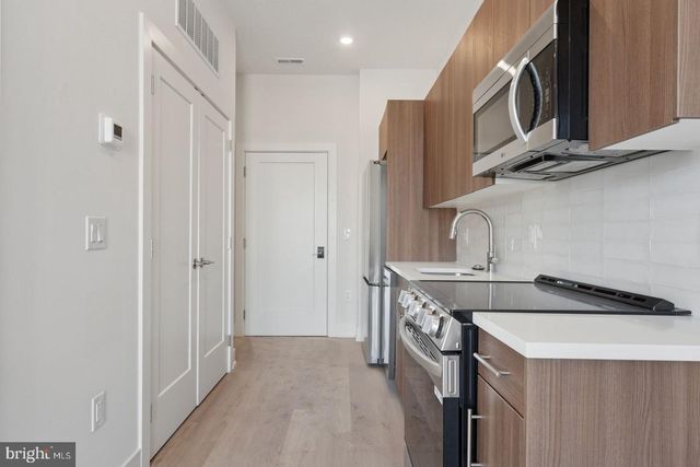 130 W GIRARD AVE #0B-709, Philadelphia, PA 19123