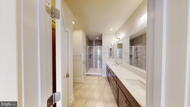 10366 JACOBSEN ST, Bethesda, MD 20817