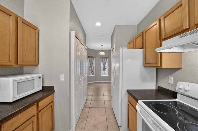2935 NE 7TH STREET 113, Ocala, FL 34470