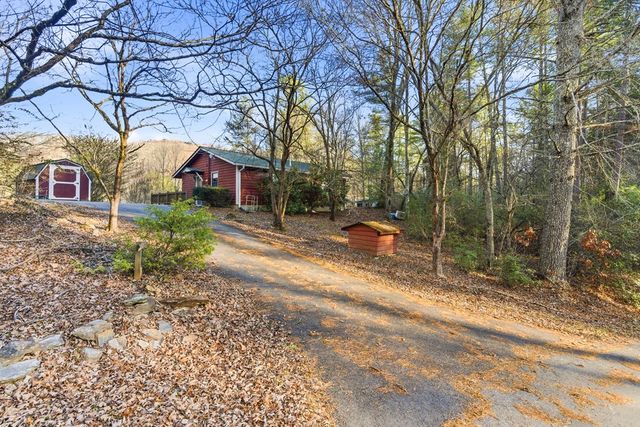 240 Mountain Top Road, Marble, NC 28905