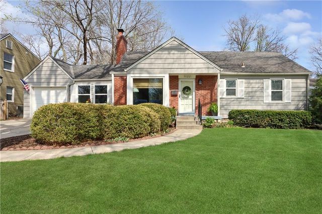 5123 CLARK Drive, Roeland Park, KS 66205