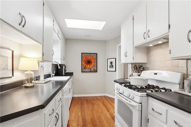 5123 CLARK Drive, Roeland Park, KS 66205