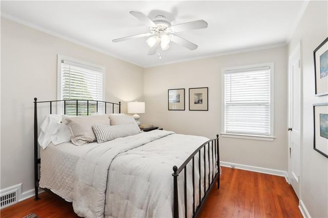 5123 CLARK Drive, Roeland Park, KS 66205