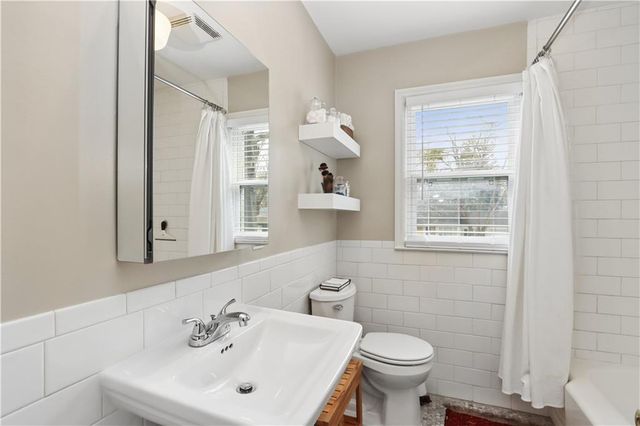 5123 CLARK Drive, Roeland Park, KS 66205