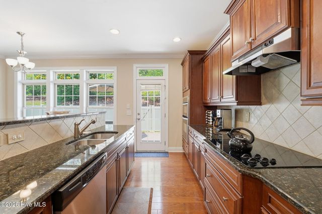 130 Shadow Creek Court, Pinehurst, NC 28374