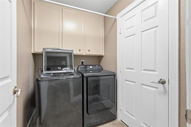 1914 Southwood Drive, Woodbranch, TX 77357