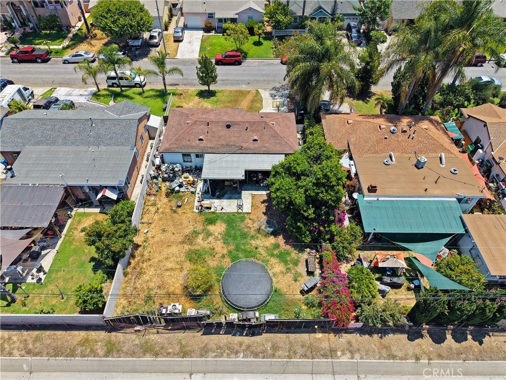 Image 13 of property listing at 9049 Lemoran Avenue, Downey, CA 90240