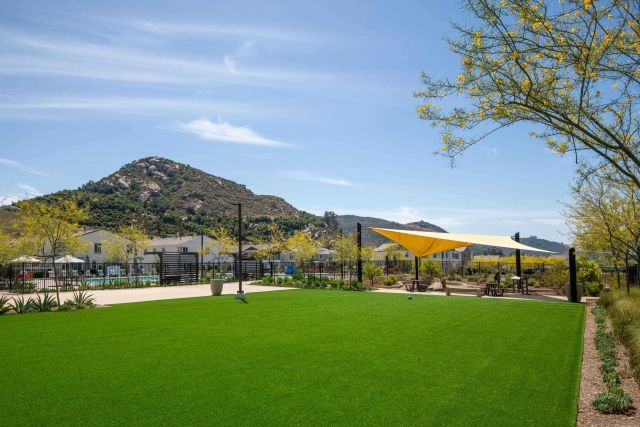 35177 Orchard Trl, Fallbrook, CA 92028