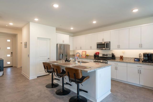 35177 Orchard Trl, Fallbrook, CA 92028